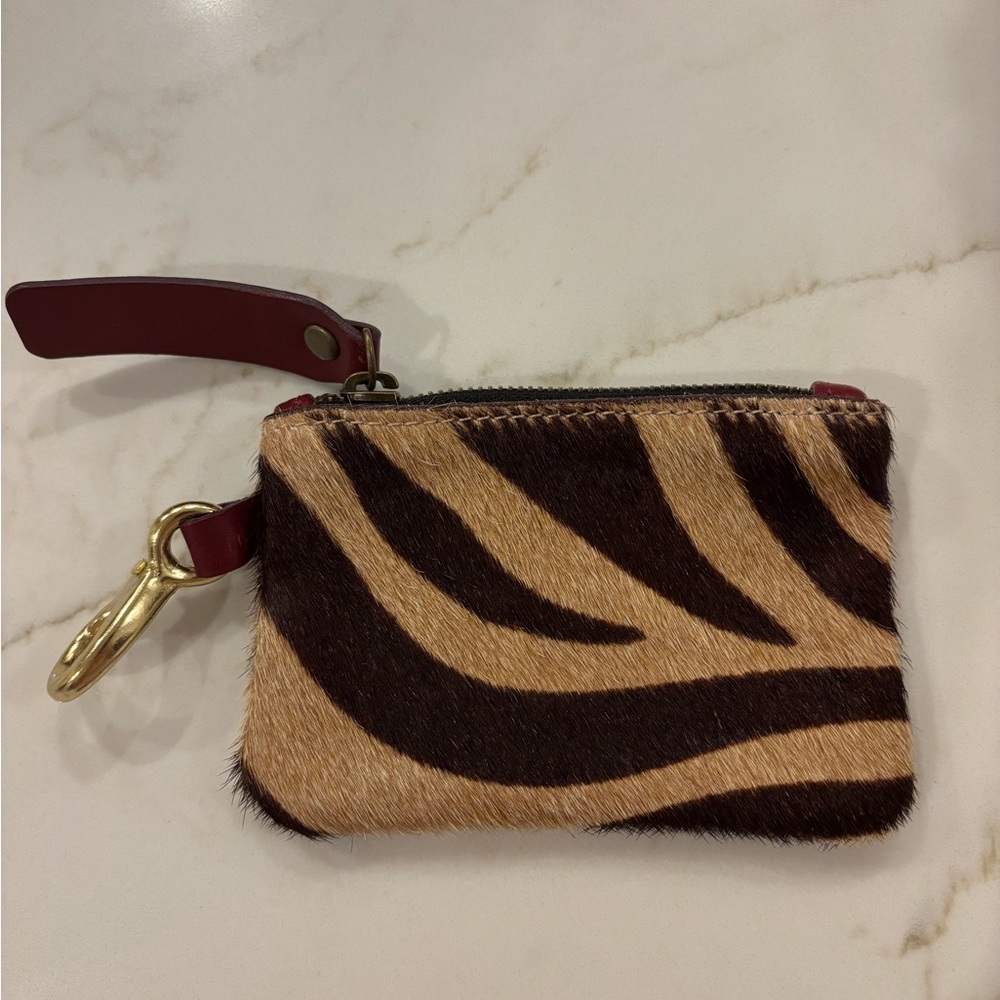 Parker Thatch Zebra Print Card Holder with Red Accents - Picture 2 of 3